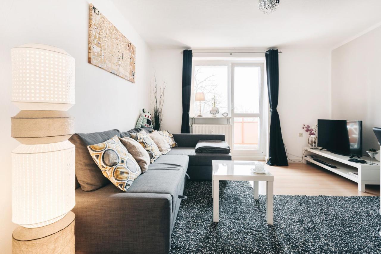 Schlummi Gemuetliche Zentrale & Saubere Wohnung Dresda Esterno foto