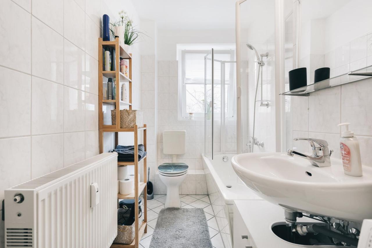 Schlummi Gemuetliche Zentrale & Saubere Wohnung Dresda Esterno foto