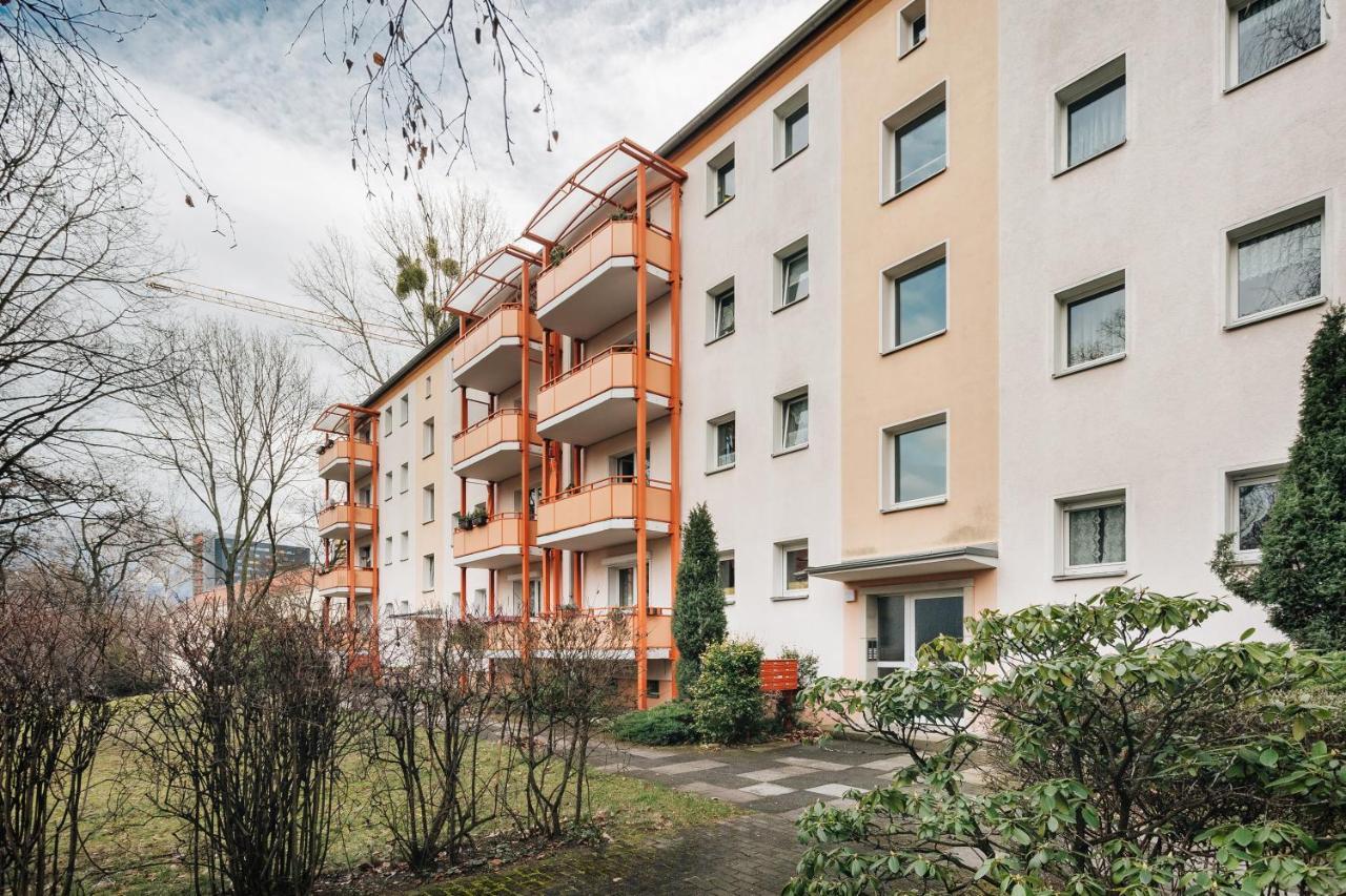 Schlummi Gemuetliche Zentrale & Saubere Wohnung Dresda Esterno foto